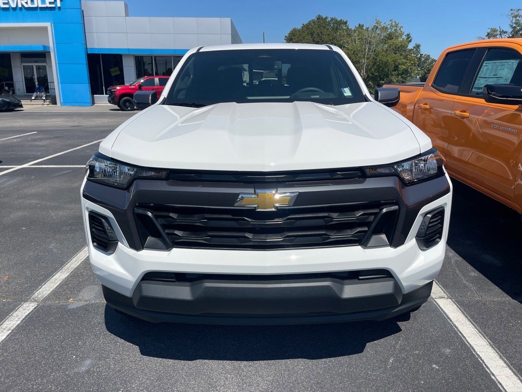 New 2026 Chevrolet Colorado LT image 2
