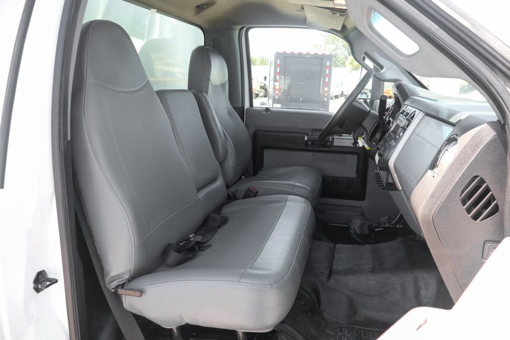 Used 2022 Ford F650 2WD Regular Cab Super Duty image 33