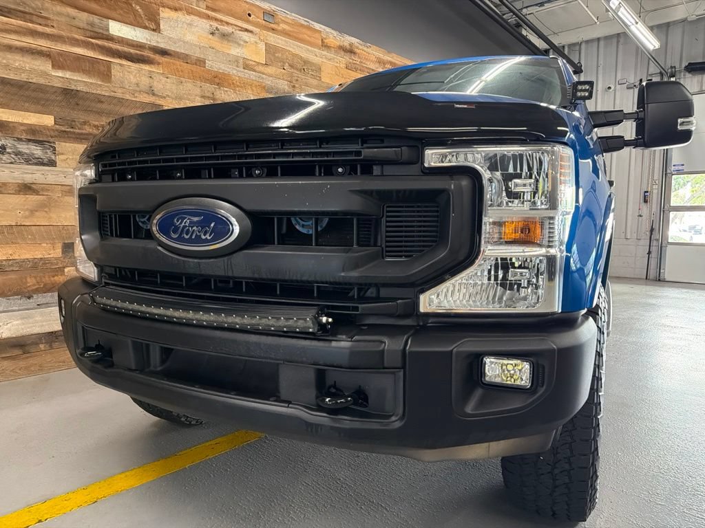 Used 2020 Ford F250 XLT w/ Tremor Off-Road Package AWD/4WD image 9