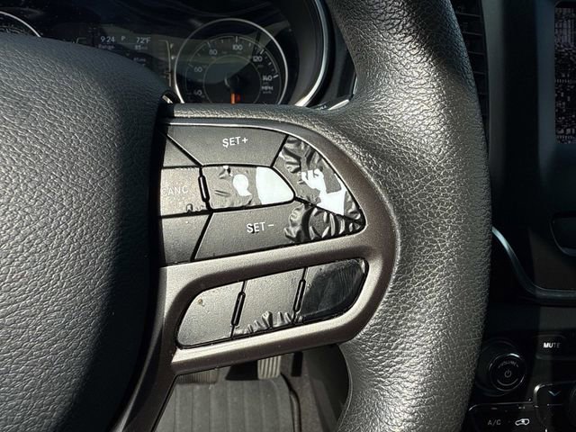 Used 2021 Jeep Cherokee Latitude image 30