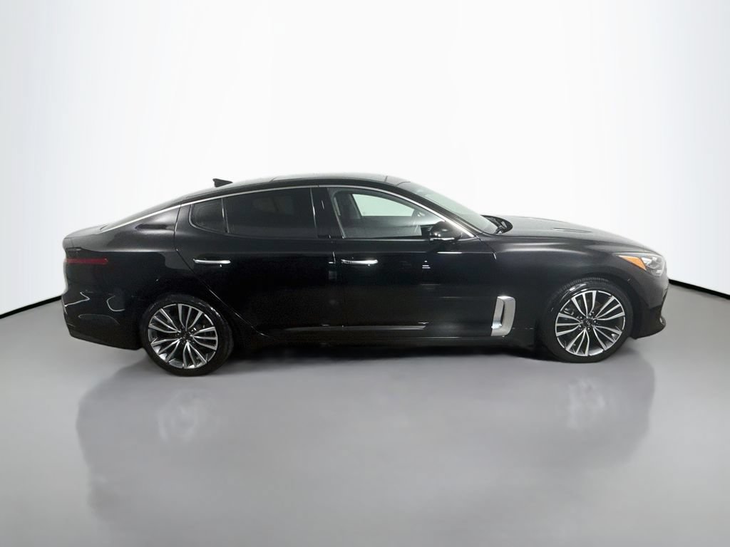 Used 2018 Kia Stinger Premium AWD/4WD image 8