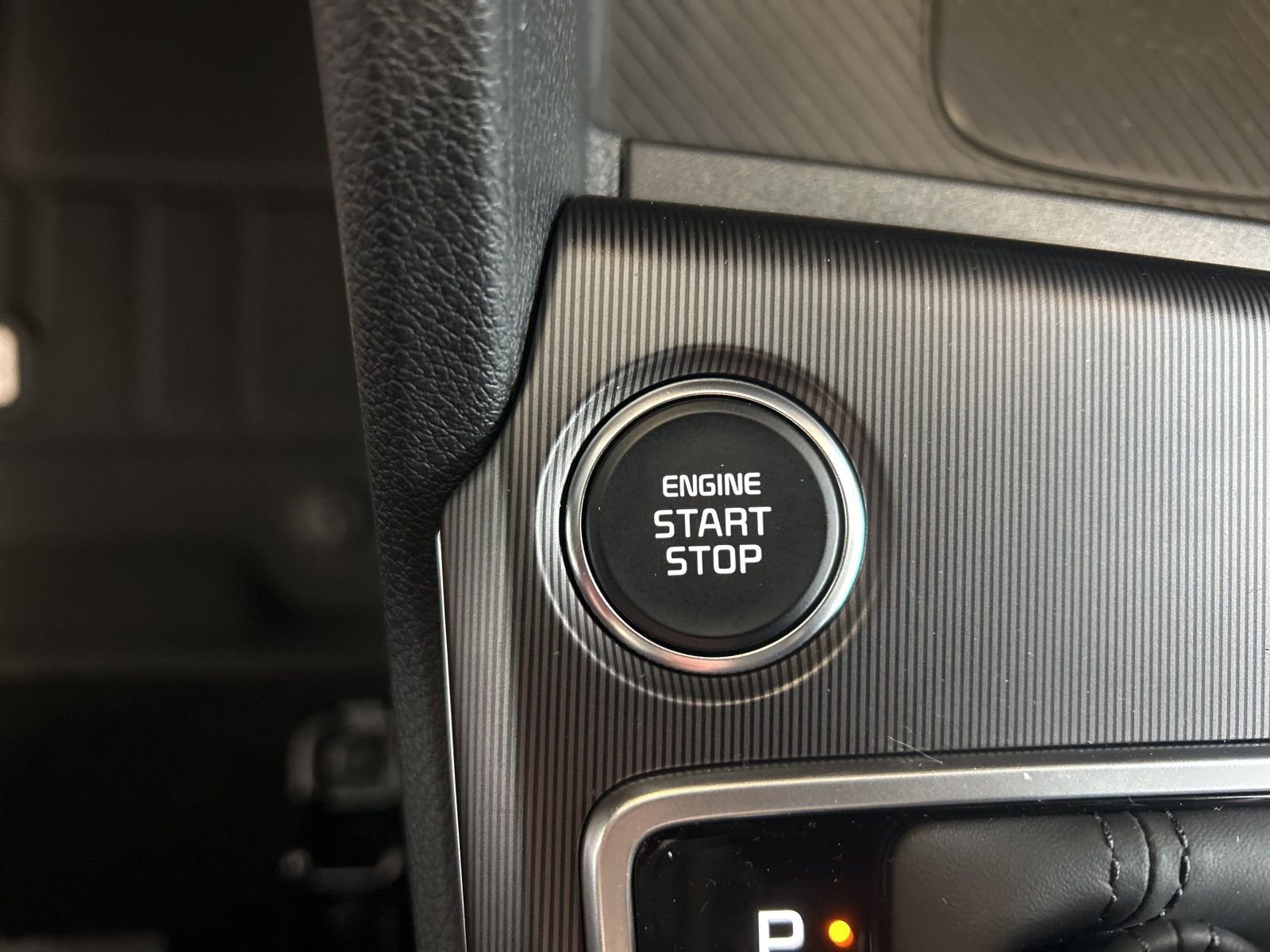 New 2026 Kia Sportage EX w/ EX Panorama Roof Package image 25