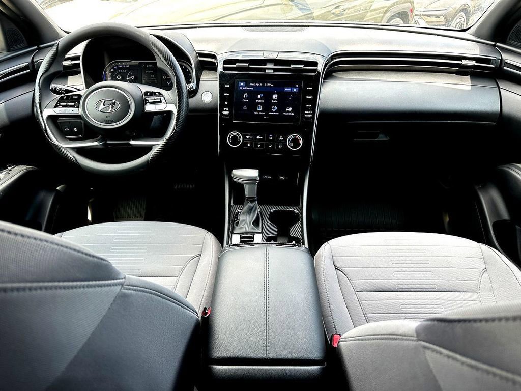 Used 2023 Hyundai Santa Cruz SEL image 31