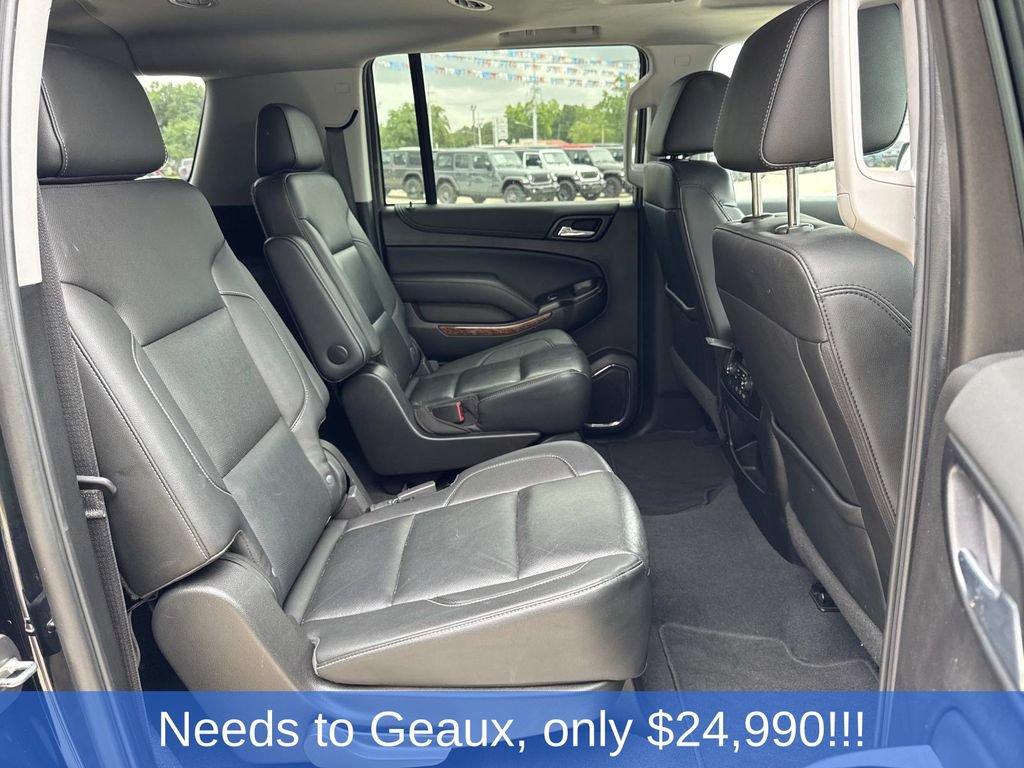 Used 2019 Chevrolet Suburban Premier RWD image 23