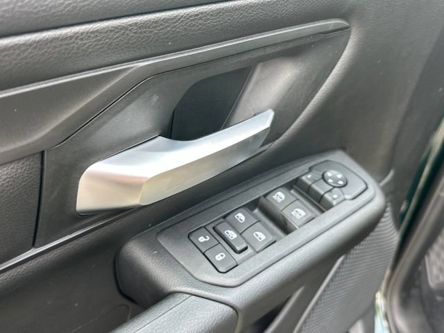 New 2026 RAM 1500 Express AWD/4WD image 13