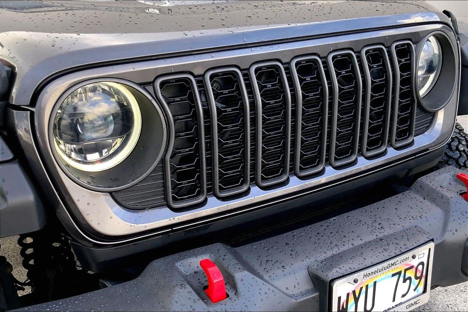 Used 2024 Jeep Wrangler Unlimited Rubicon w/ Safety Group AWD/4WD image 33