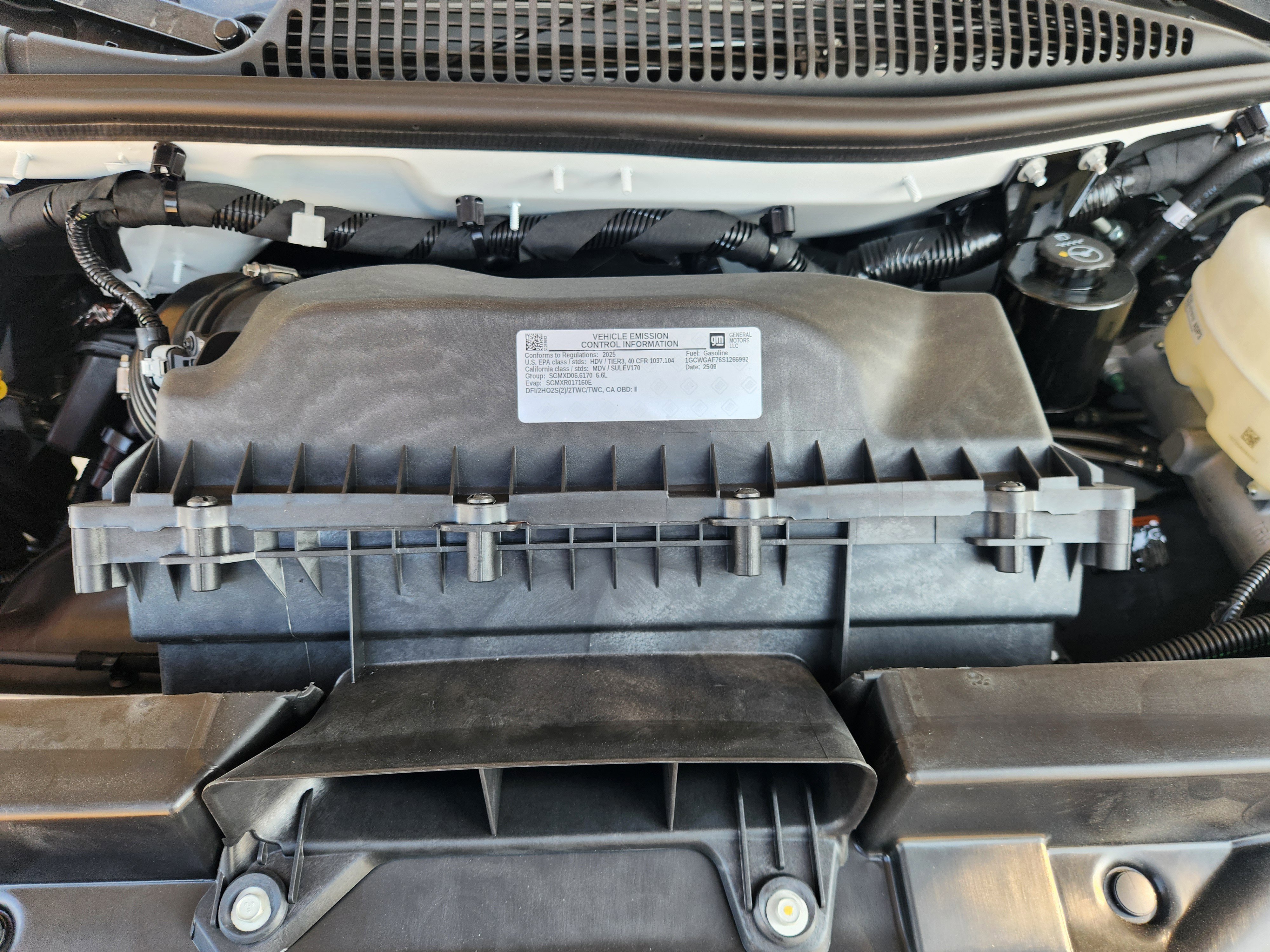 New 2025 Chevrolet Express 2500 w/ Safety Package image 31