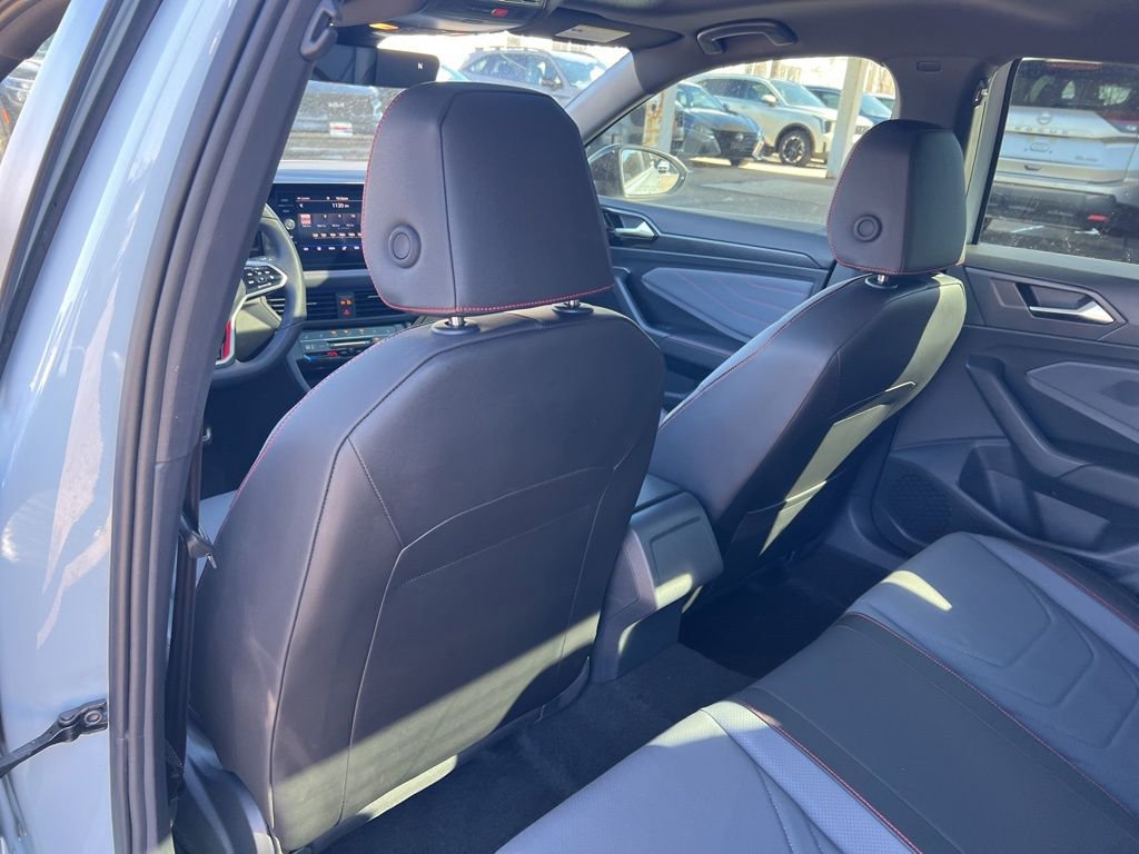 Used 2025 Volkswagen Jetta GLI Autobahn image 10