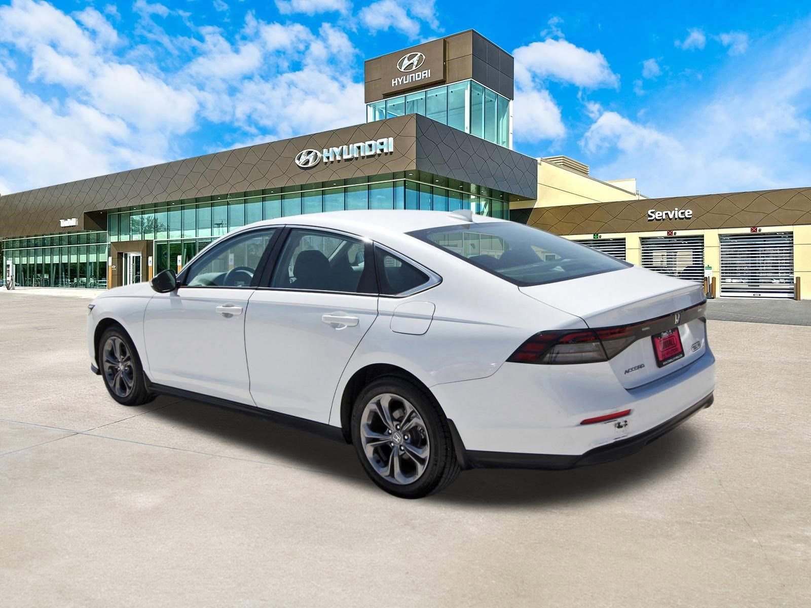 Used 2024 Honda Accord EX image 8