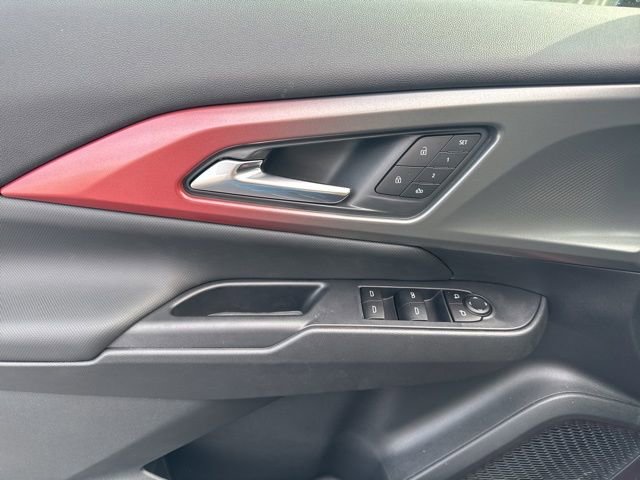 New 2026 Chevrolet Equinox EV RS FWD image 9