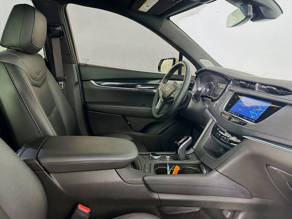 Used 2025 Cadillac XT5 Premium Luxury FWD image 35