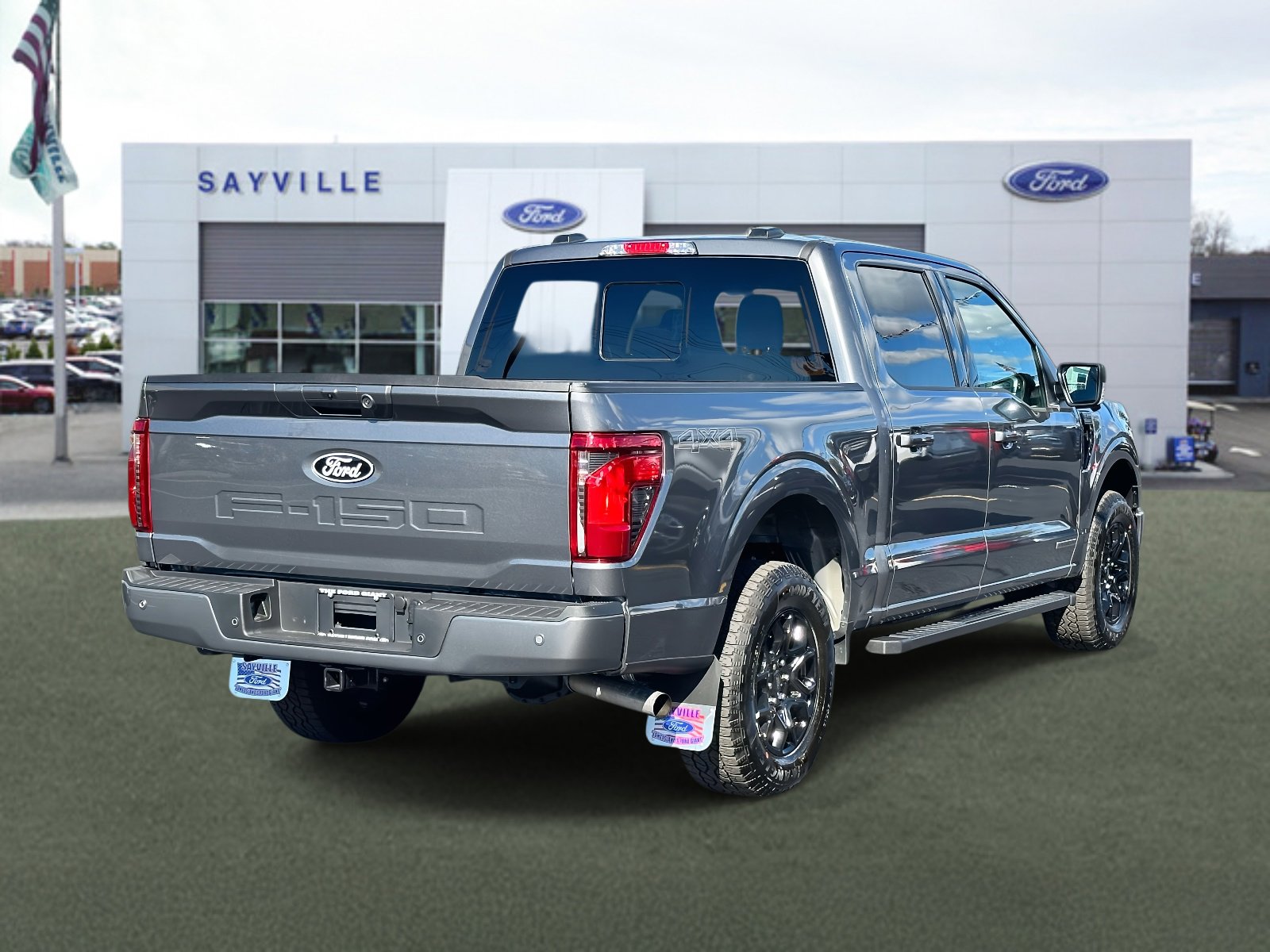 Used 2025 Ford F150 XLT w/ Equipment Group 302A MID image 5