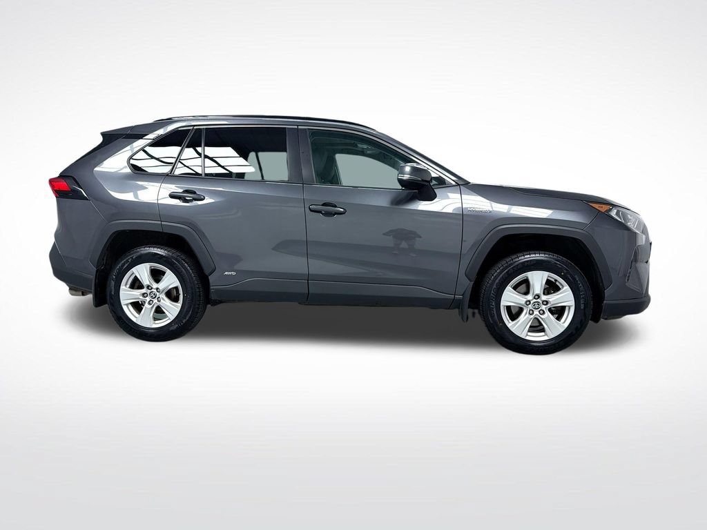 Used 2021 Toyota RAV4 XLE w/ Convenience Package AWD/4WD image 10