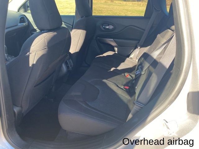 Used 2019 Jeep Cherokee Latitude w/ Popular Appearance Group image 22