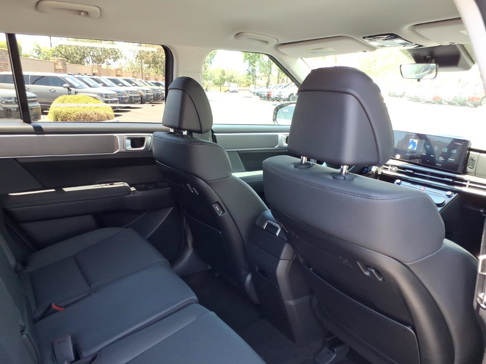 New 2026 Hyundai Santa Fe SEL FWD image 8