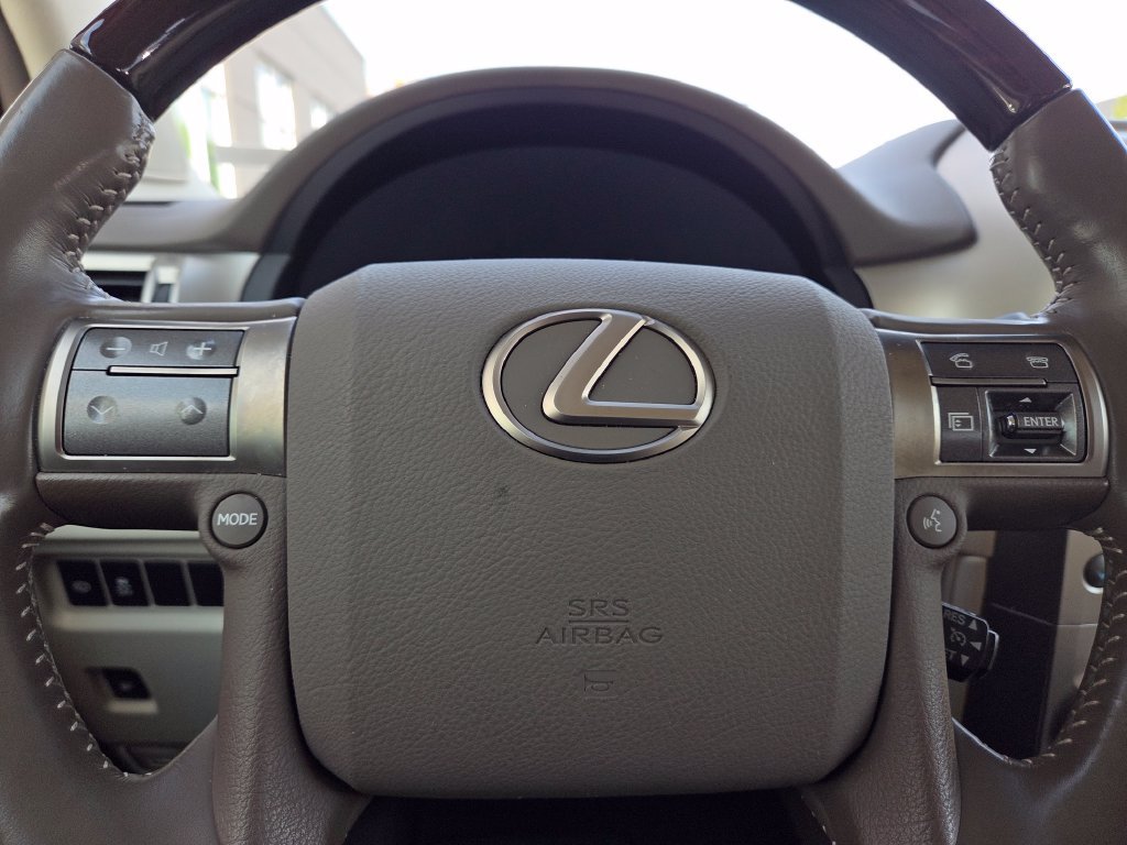 Used 2018 Lexus GX 460 Premium w/ Premium Package AWD/4WD image 33