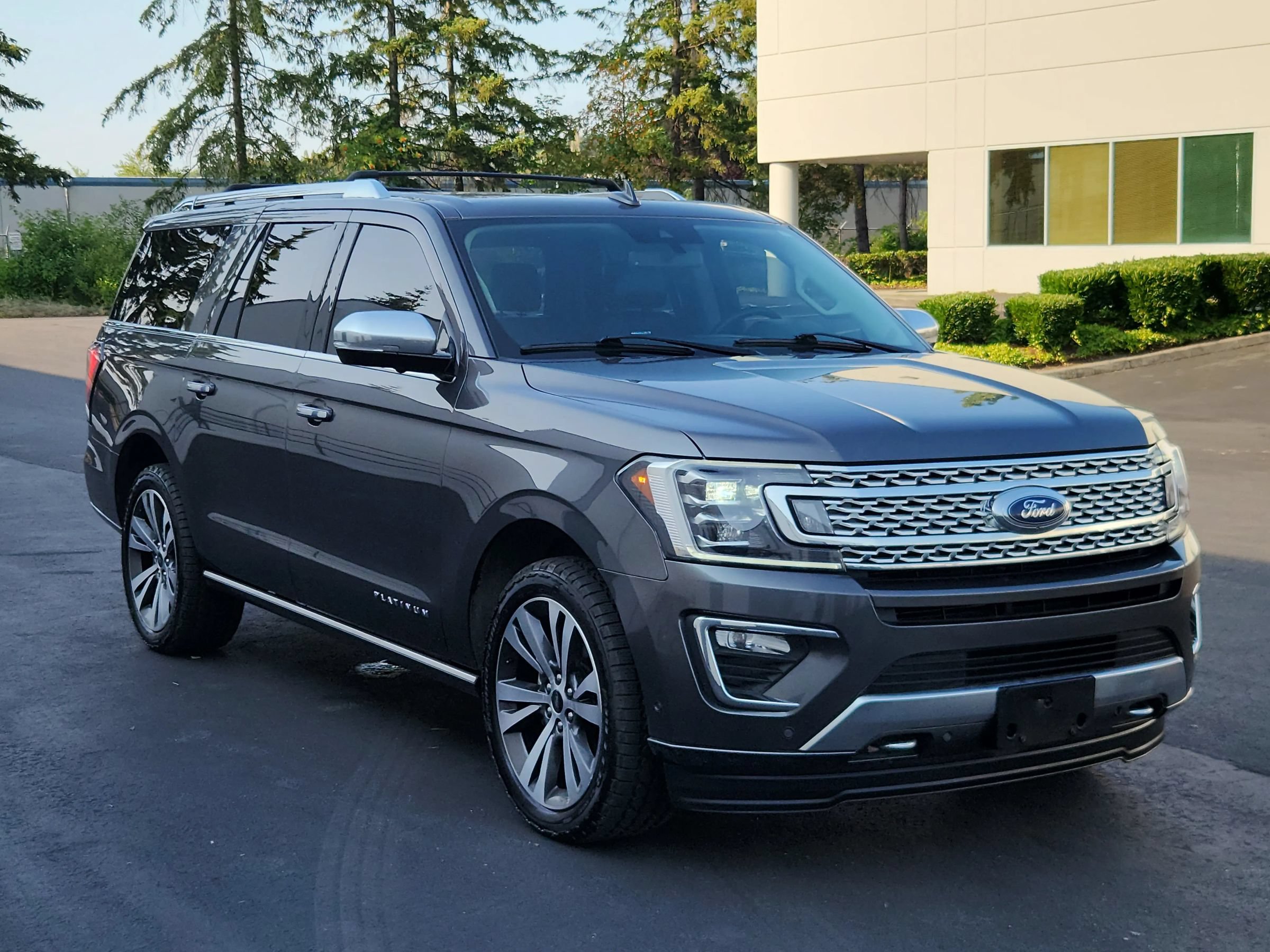 Used 2021 Ford Expedition Max Platinum AWD/4WD image 5