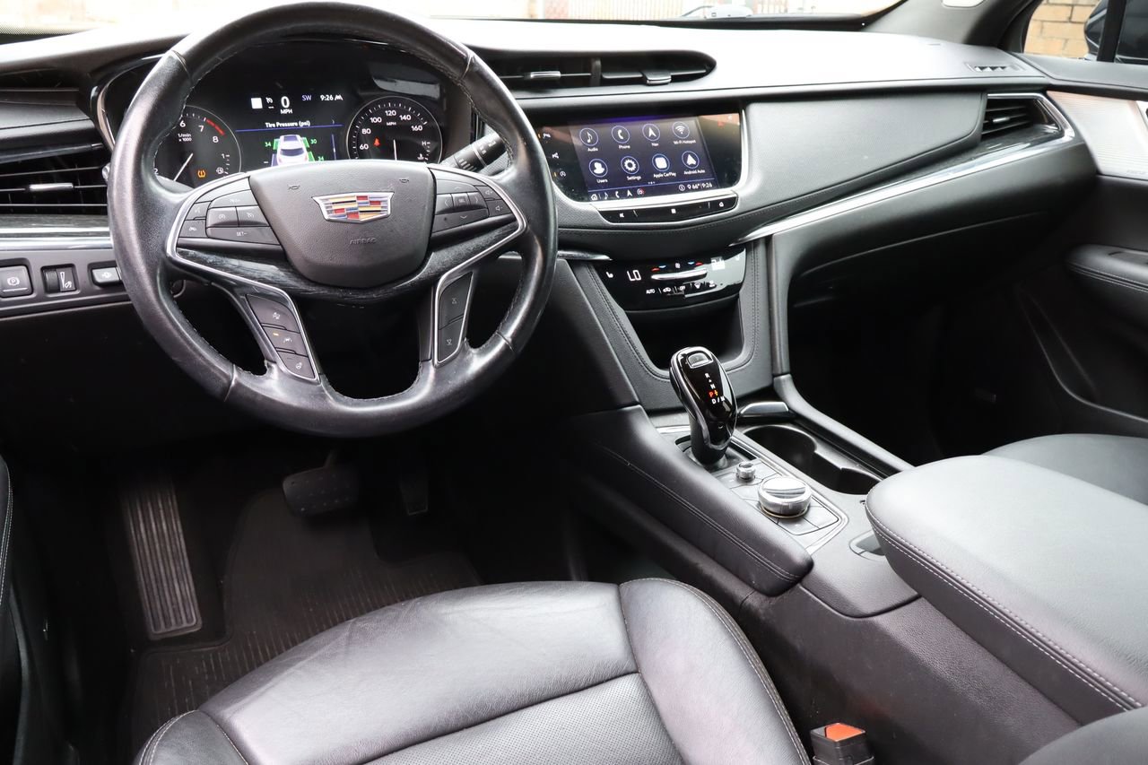 Used 2020 Cadillac XT5 Premium Luxury FWD image 5
