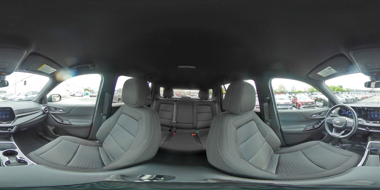 Used 2025 Chevrolet Equinox LT FWD image 42