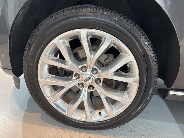 Used 2018 Ford Expedition Max Limited w/ Equipment Group 302A image 18