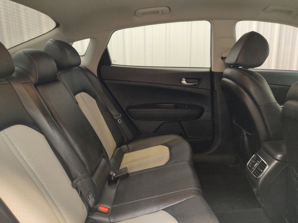 Used 2020 Kia Optima EX FWD image 19