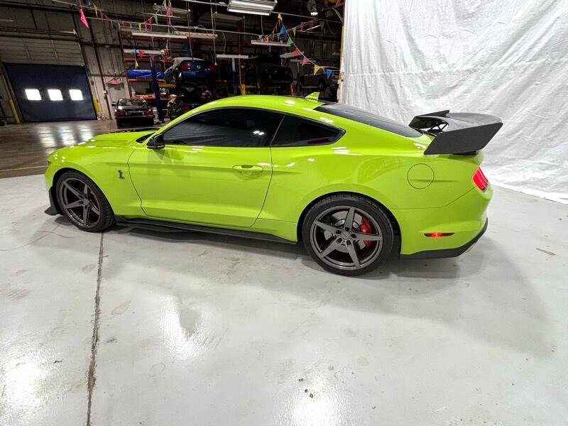 Used 2020 Ford Mustang Shelby GT500 w/ Carbon Fiber Track Pack image 6