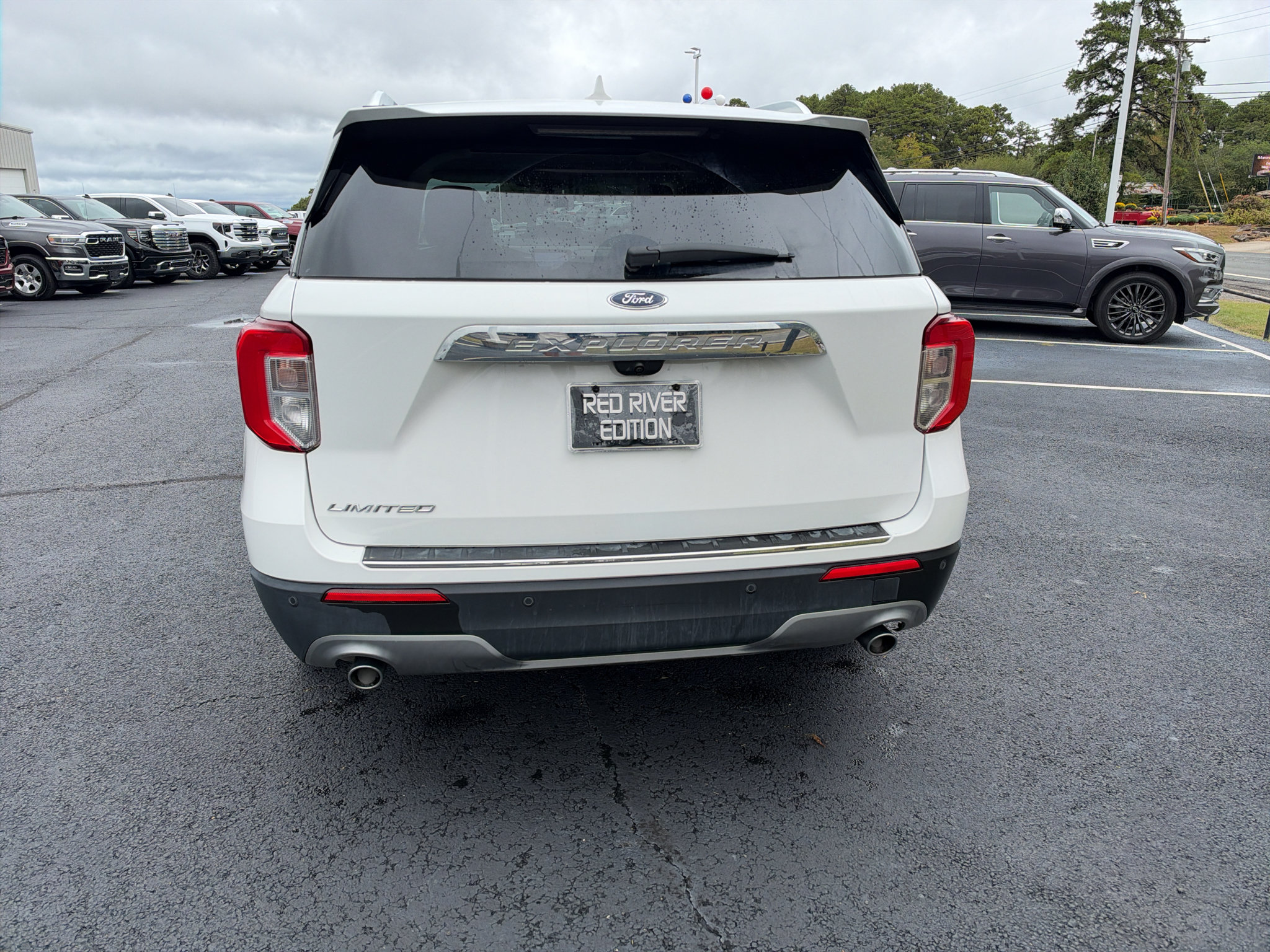 Used 2020 Ford Explorer Limited RWD image 5
