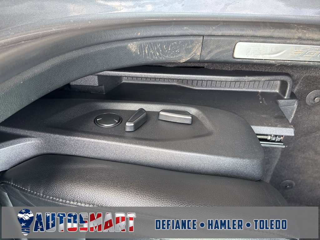 Used 2024 Ford Edge Titanium image 19