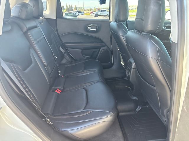 Used 2017 Jeep Compass Limited w/ Navigation Group AWD/4WD image 24