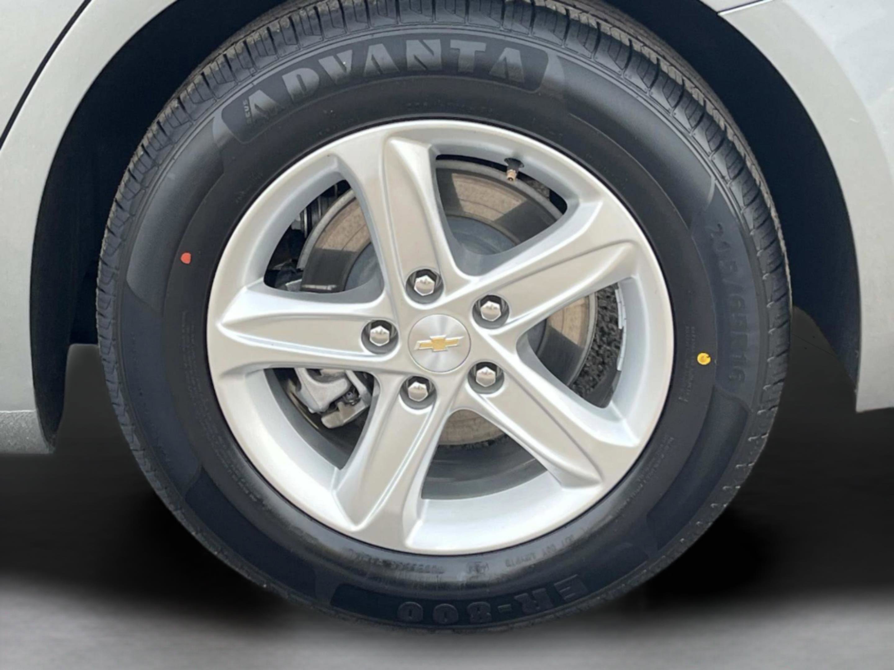 Used 2023 Chevrolet Malibu LT image 9