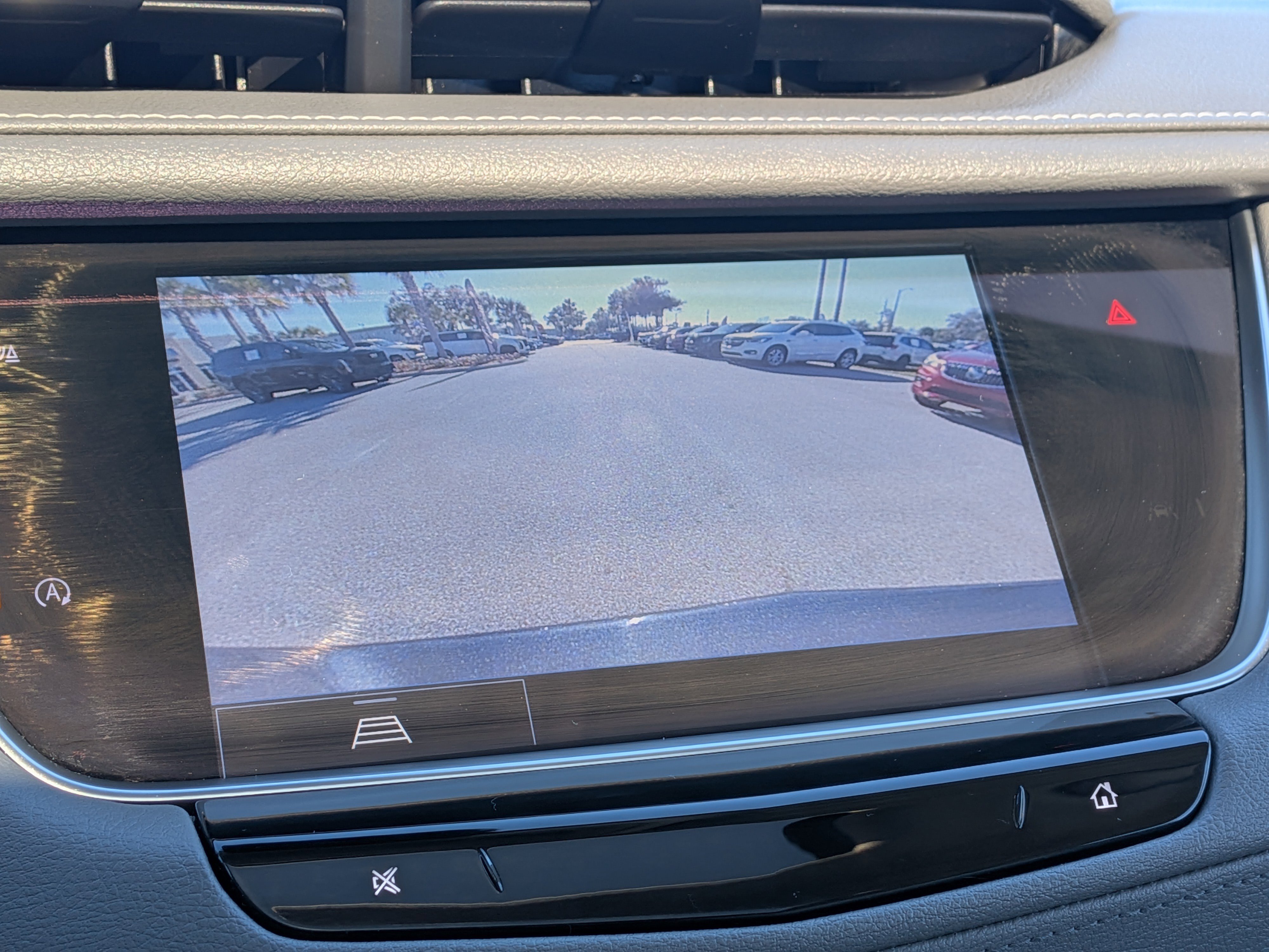 Certified 2022 Cadillac XT5 Premium Luxury image 20