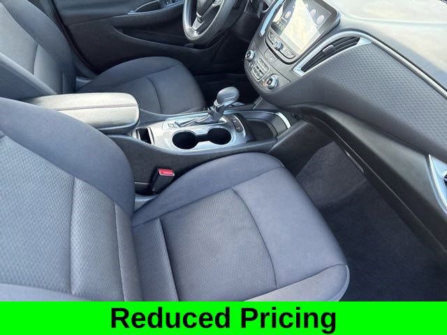 Used 2024 Chevrolet Malibu LT FWD image 40