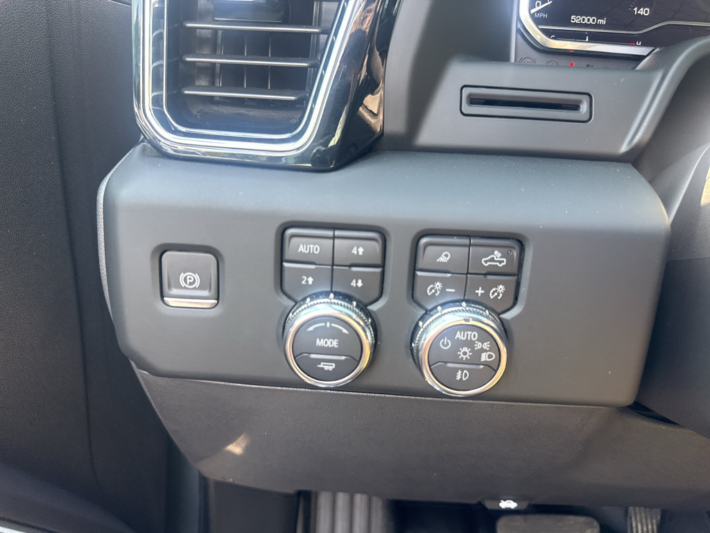 Used 2024 GMC Sierra 1500 Denali AWD/4WD image 19