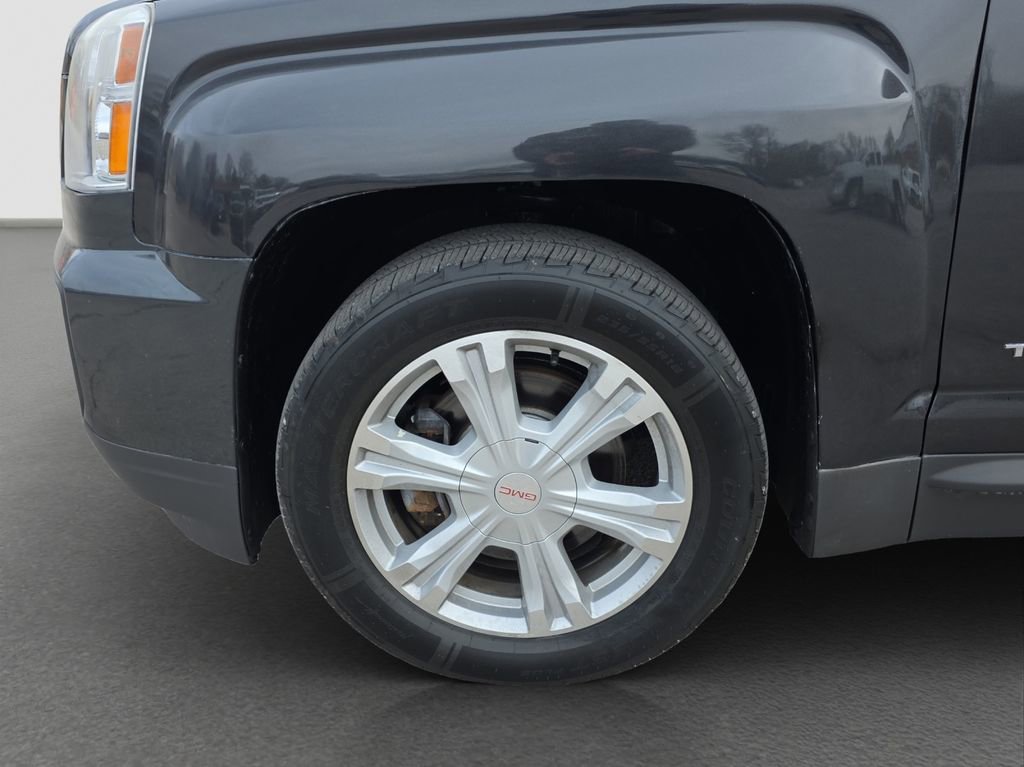 Used 2017 GMC Terrain SLE image 4