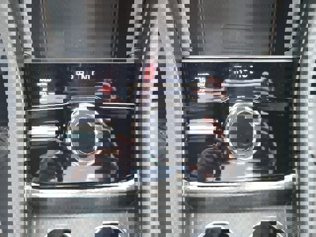 New 2025 Jeep Grand Cherokee Limited w/ Luxury Tech Group II image 10