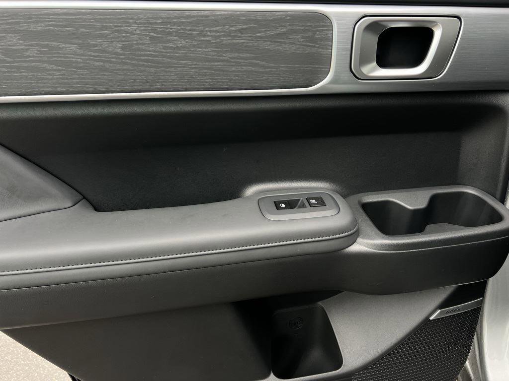 New 2025 Hyundai Santa Fe Limited image 9