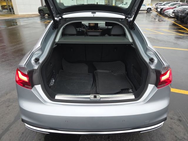 Used 2022 Audi A5 2.0T Premium image 21