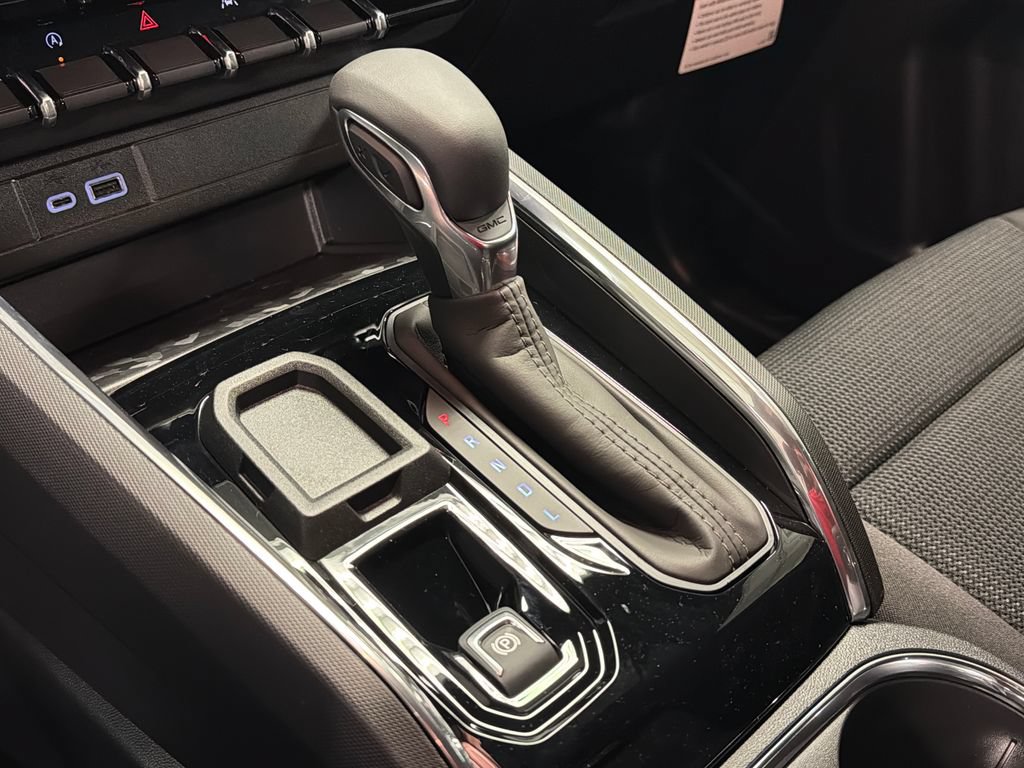 New 2026 GMC Canyon Elevation w/ Convenience Package RWD image 35
