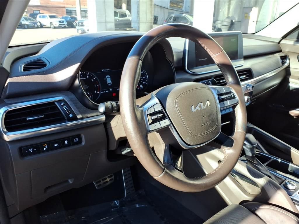 Used 2022 Kia Telluride SX w/ Nightfall Edition Package image 26