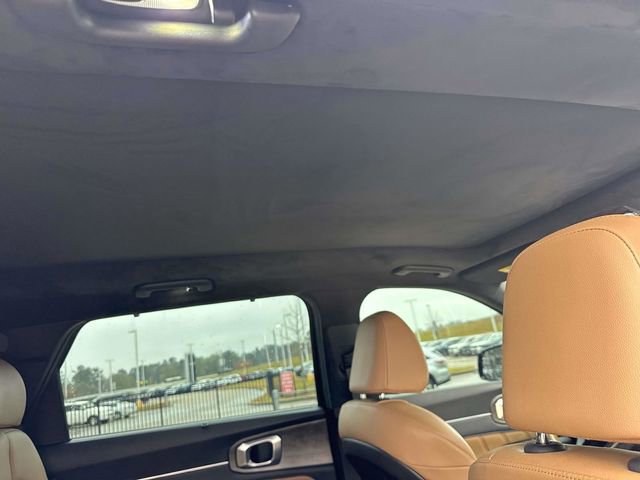 Used 2025 Kia Sorento SX Prestige w/ Olive Brown Leather Package image 19