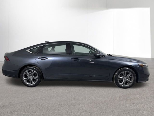 Used 2023 Honda Accord EX image 37
