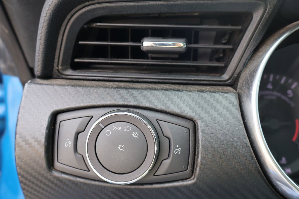 Used 2019 Ford Mustang Coupe RWD image 23