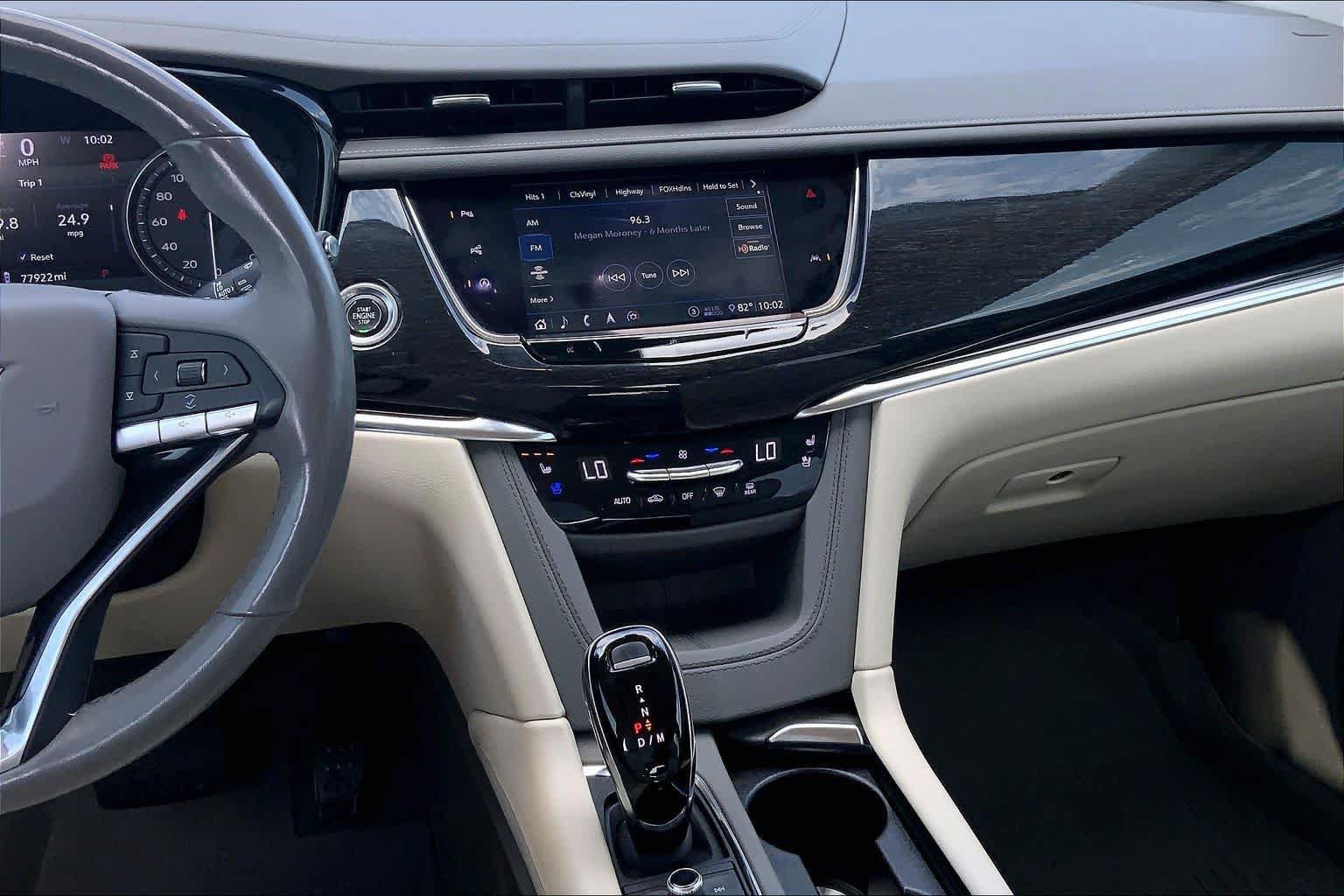 Used 2020 Cadillac XT6 Premium Luxury FWD image 7