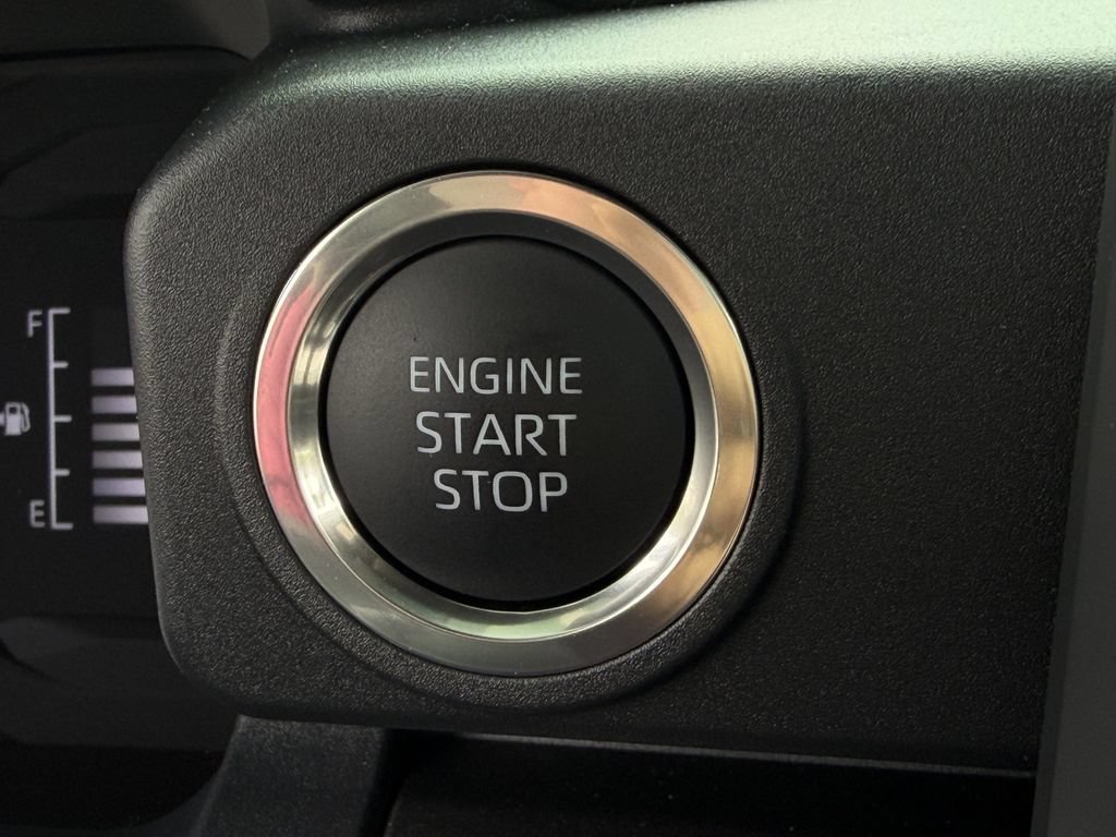 Used 2026 Toyota 4Runner SR5 AWD/4WD image 19