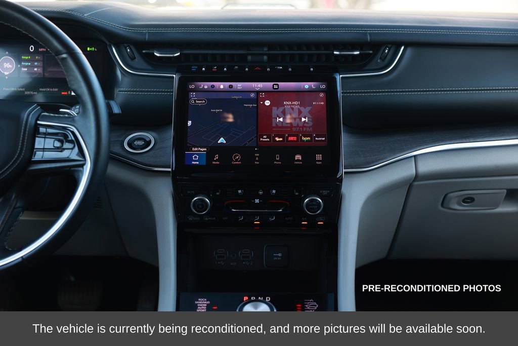 Used 2022 Jeep Grand Cherokee Overland image 28