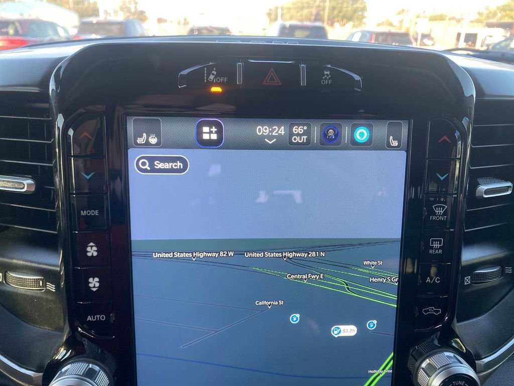 Used 2022 RAM 2500 Laramie w/ Safety Group B image 16