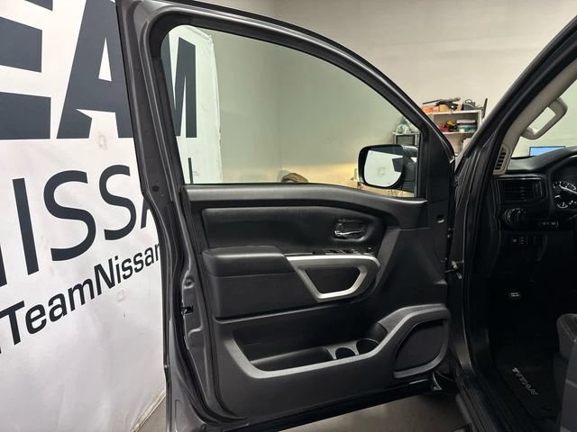 Certified 2024 Nissan Titan SV w/ SV Convenience Package image 9