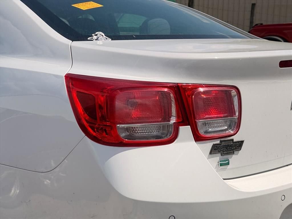 Used 2015 Chevrolet Malibu LS w/ Protection Package FWD image 9