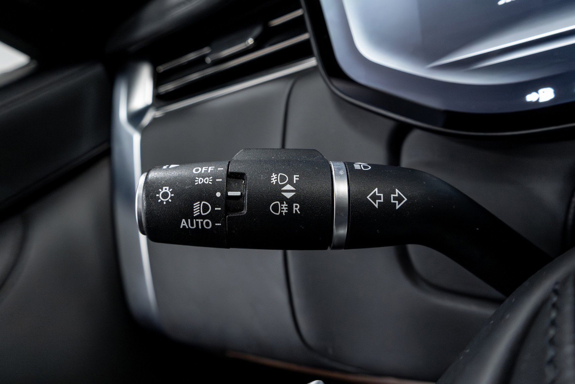 Used 2023 Land Rover Range Rover Autobiography image 57