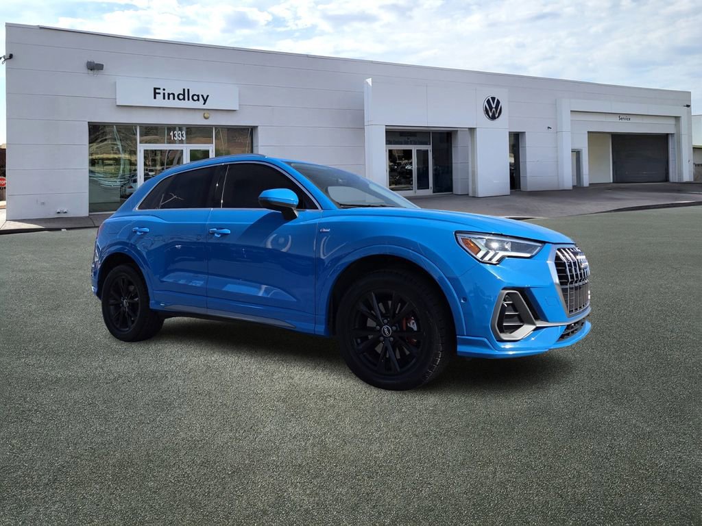 Used 2021 Audi Q3 2.0T Premium Plus w/ Premium Plus Package image 2